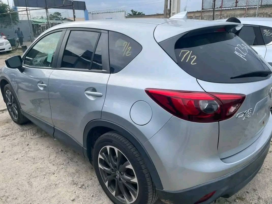 Mazda CX-5 2016 vue 5